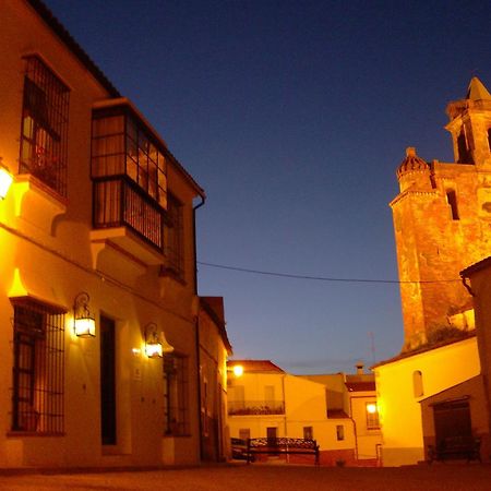 בית הארחה Alanís 	Casa Rural Y Restaurante Casa Adriano מראה חיצוני תמונה