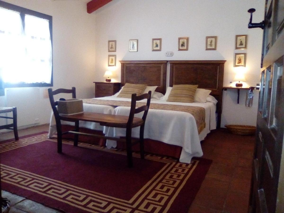 בית הארחה Alanís 	Casa Rural Y Restaurante Casa Adriano מראה חיצוני תמונה