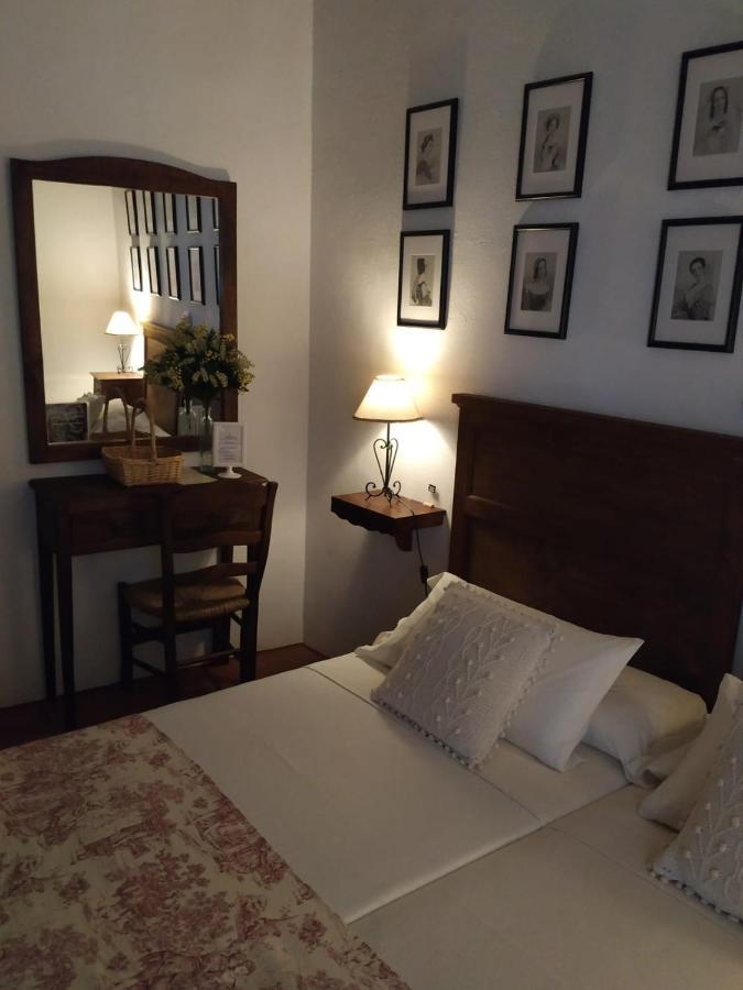 בית הארחה Alanís 	Casa Rural Y Restaurante Casa Adriano מראה חיצוני תמונה