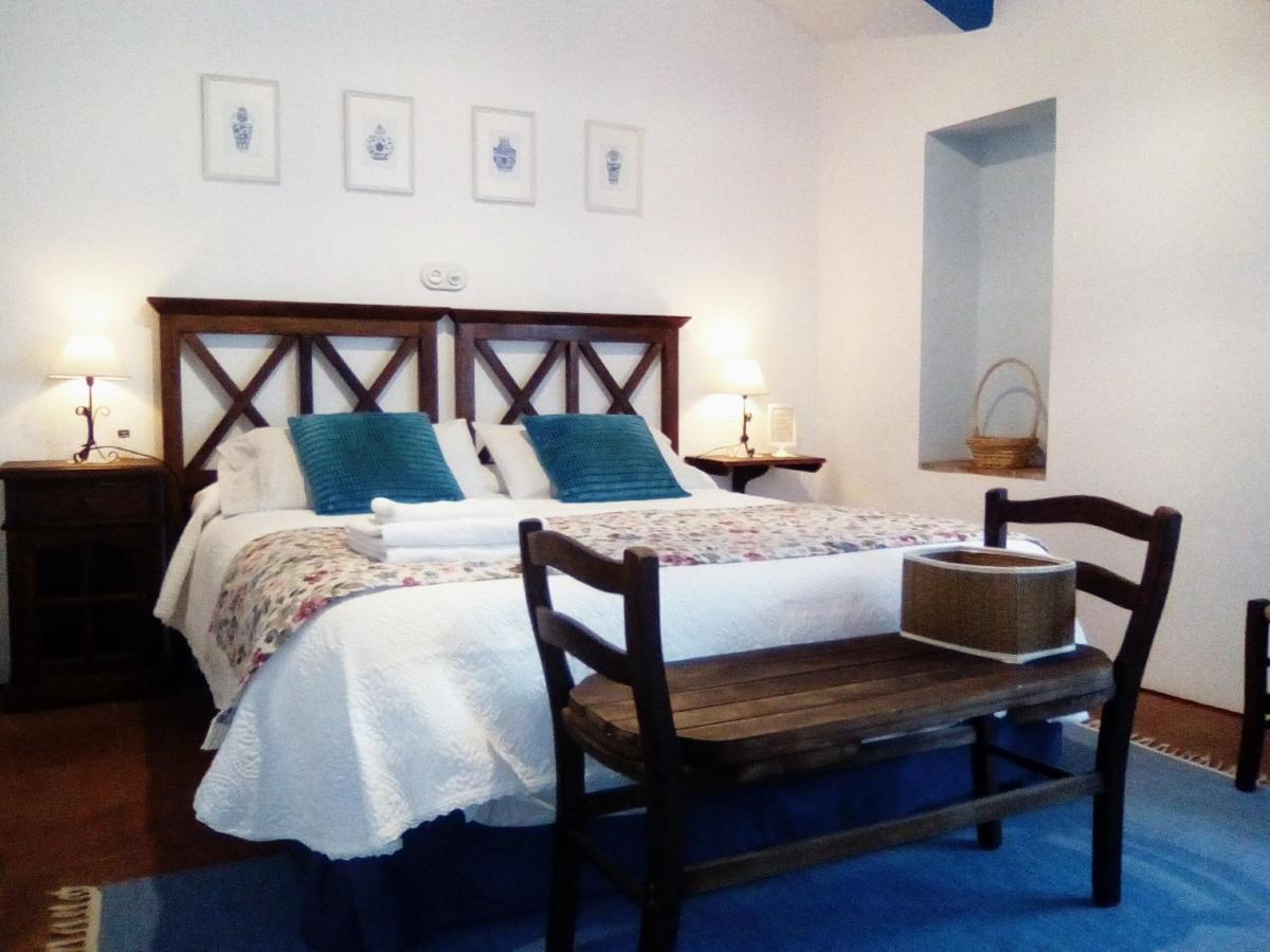 בית הארחה Alanís 	Casa Rural Y Restaurante Casa Adriano מראה חיצוני תמונה