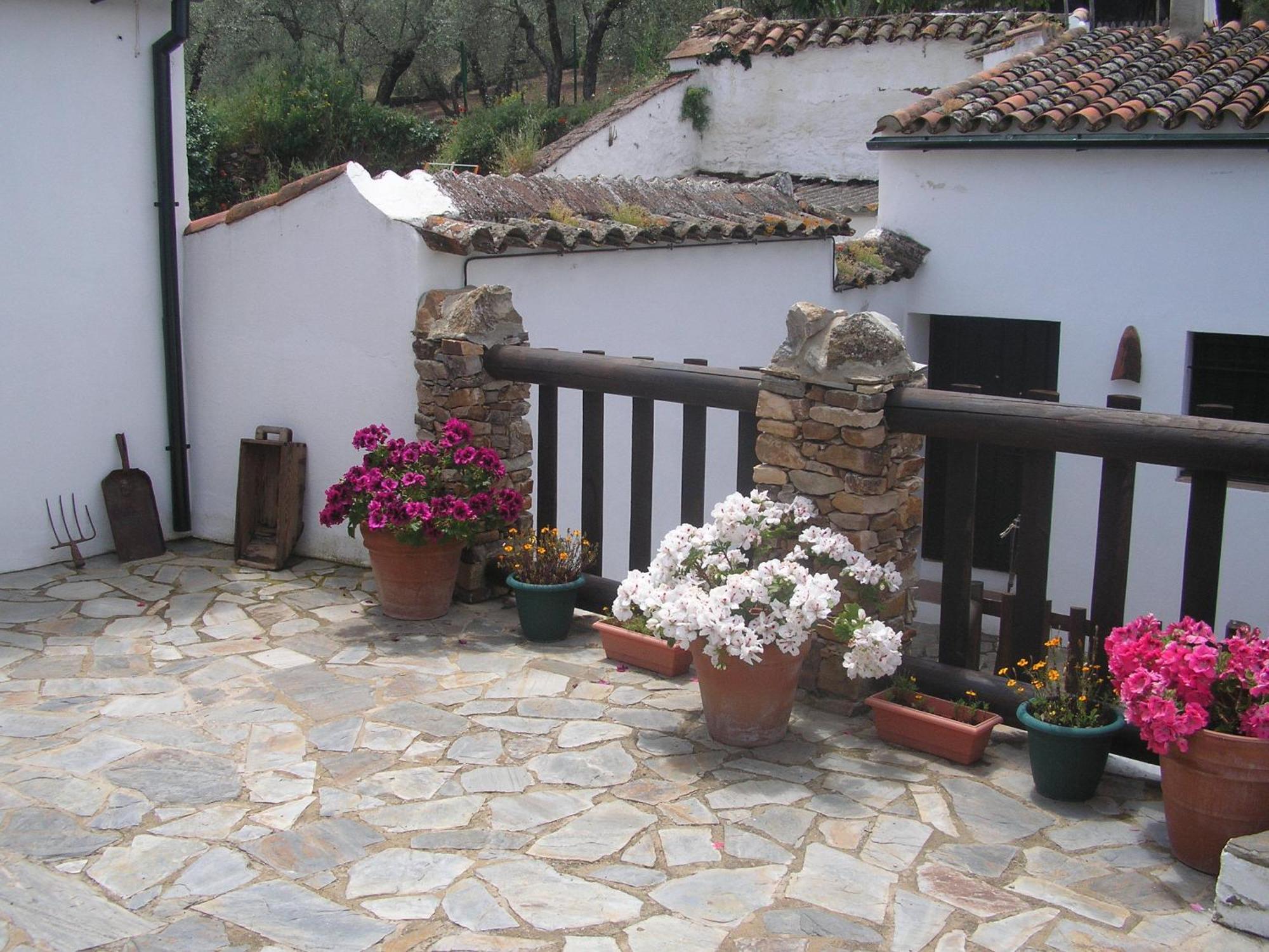 בית הארחה Alanís 	Casa Rural Y Restaurante Casa Adriano מראה חיצוני תמונה